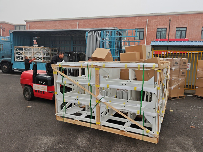 Snowisdom Technology Achieves Important Milestone: First Smart Medicine Cabinet Prototype Successfully Shipped, Officially Entering Online Retail Application Scene Snowisdom Technology Achieves Important Milestone: First Smart Medicine Cabinet Prototype Successfully Shipped, Officially Entering Online Retail Application Scene